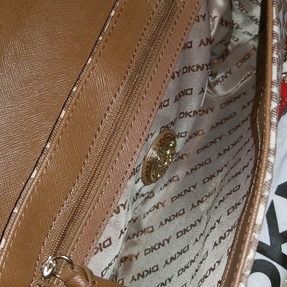 CLUTCH/PURSE - Picture 5 of 8